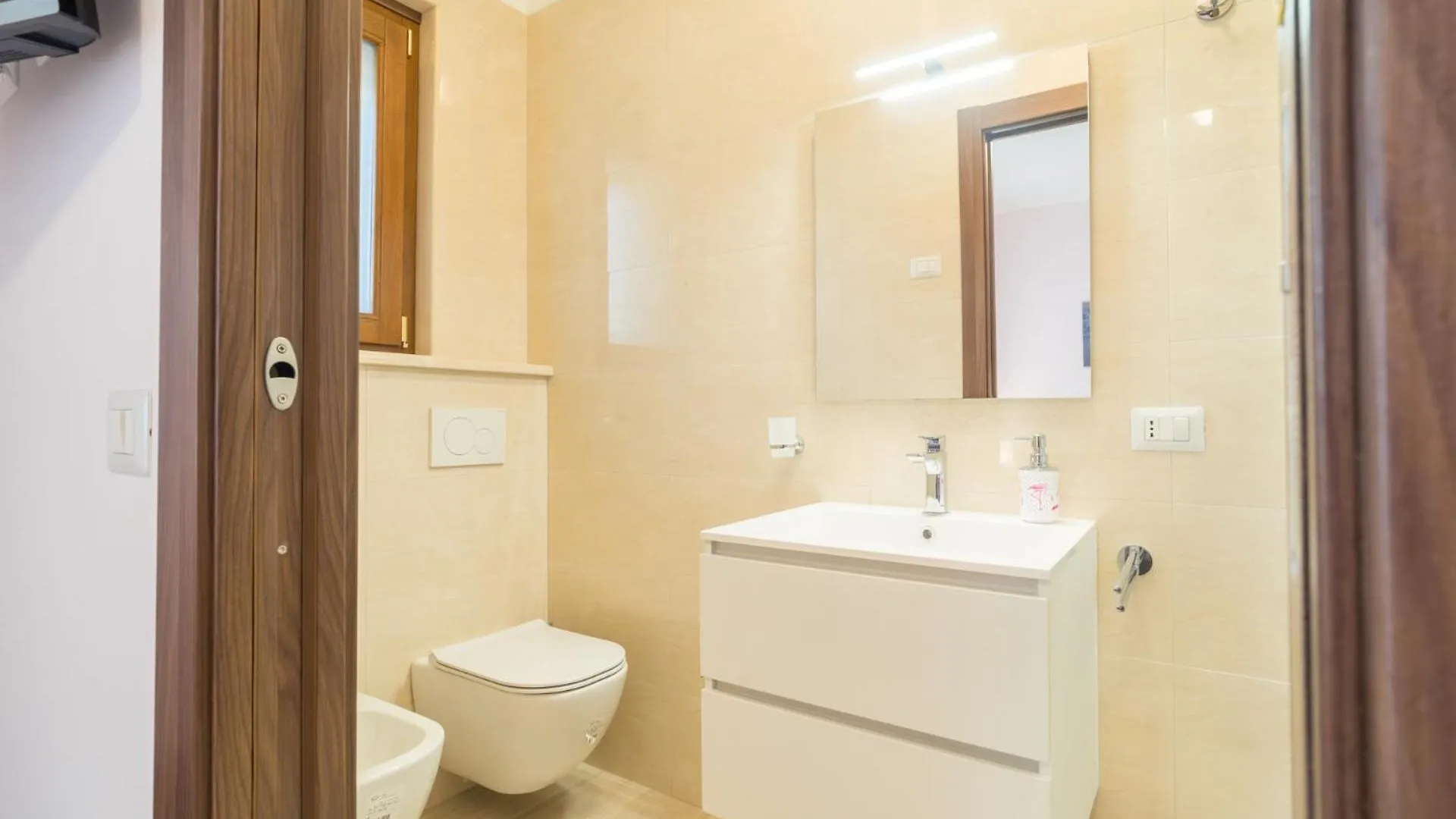 La Perla Del Mare Nuovissimo Affittacamere Alghero